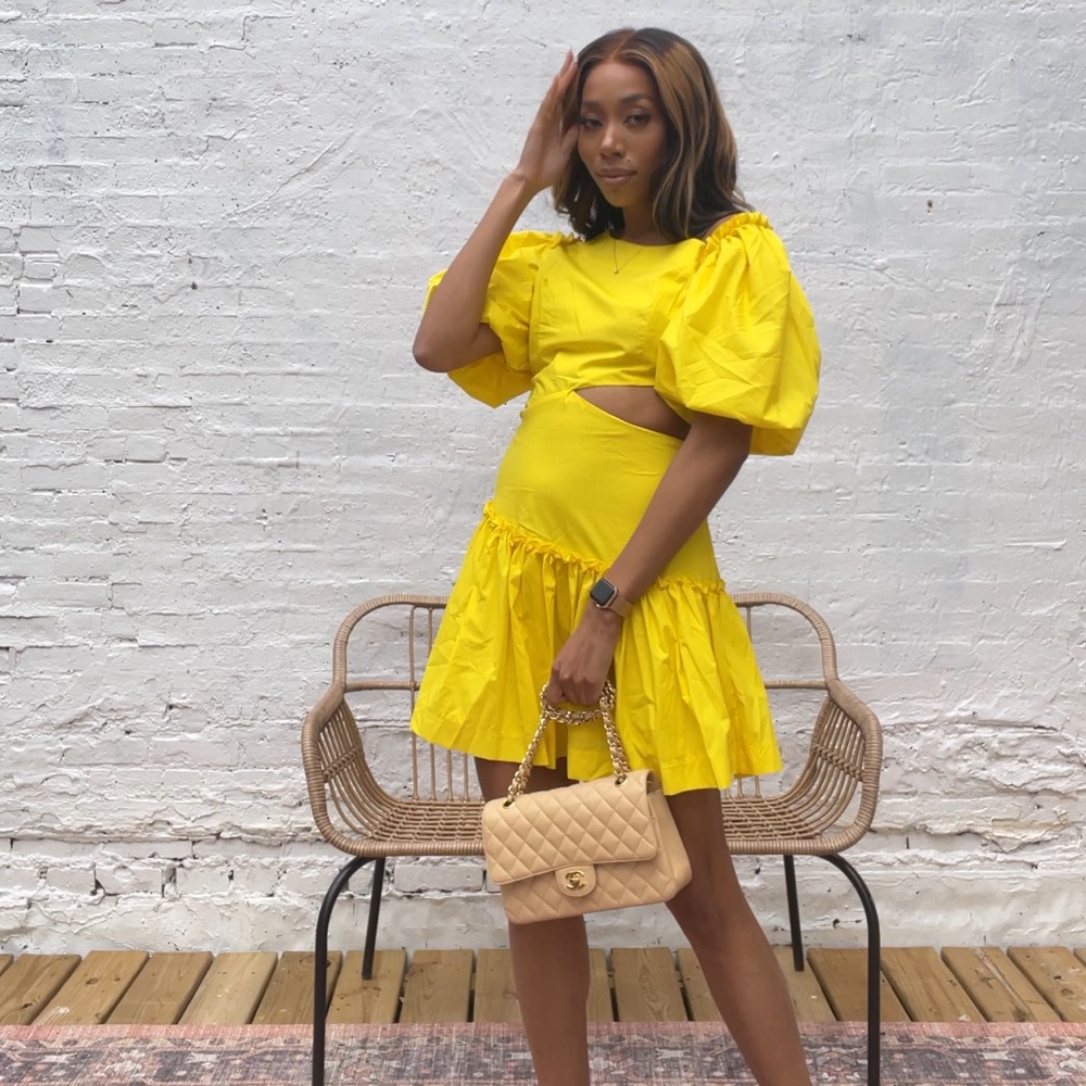 Yellow dress